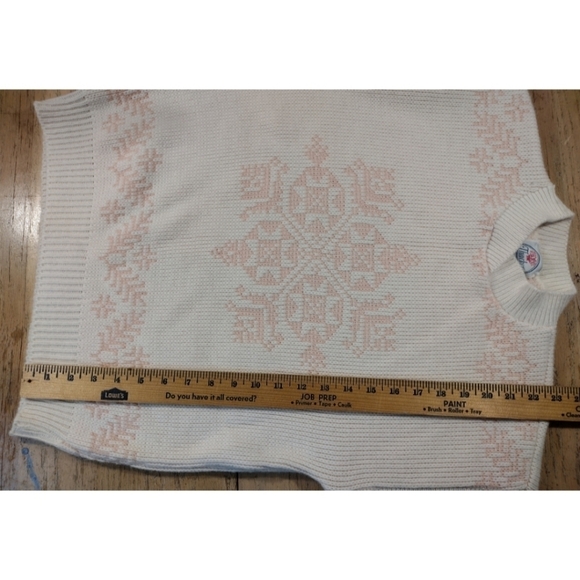 Thackery vintage sweater with snowflake pattern - Picture 5 of 10
